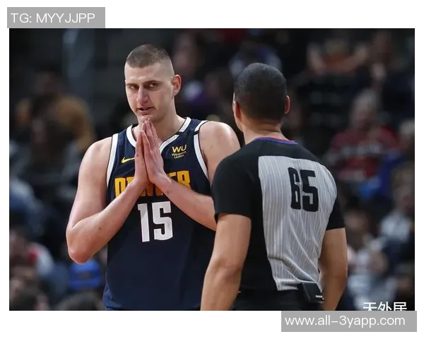 乔治32分钟表现平平仅得9分三分球全失状态低迷引发热议